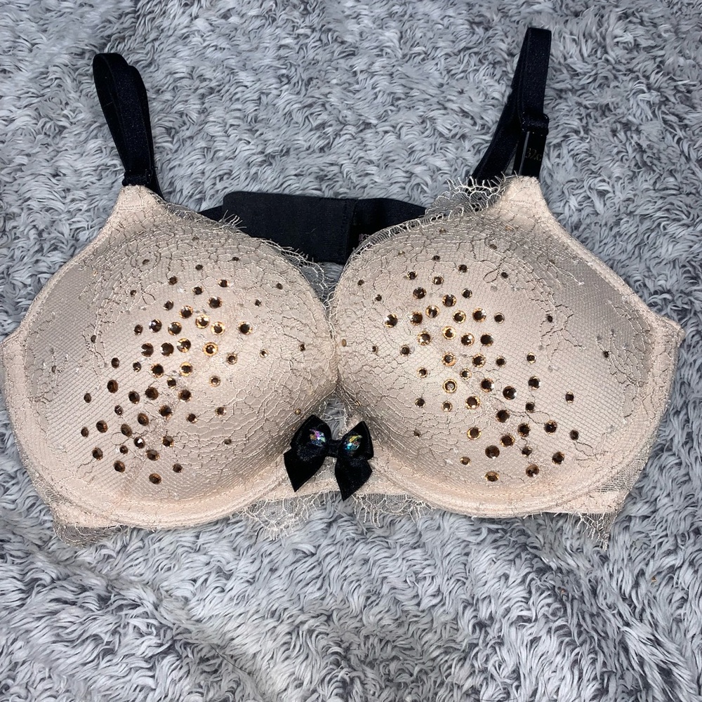 Push up bra with sparkles